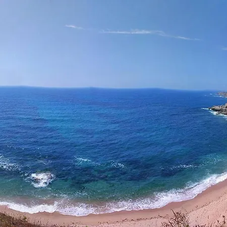 No Coração Da Aldeia Atouguia Da Baleia